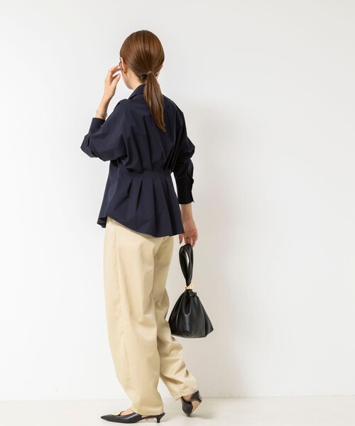 NOLLEY’S（ノーリーズ）の「ウォッシャブルタックバレルチノパンツ（チノパンツ・レディース・カーキ/ベージュ・36/38）」の21枚目の写真
