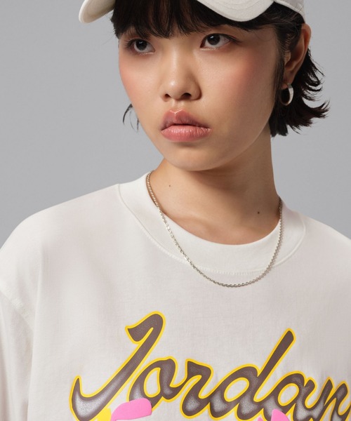 JORDAN BRAND(ジョーダンブランド)の「ジョーダン ウィメンズ オーバーサイズ T シャツ / Jordan Women's Oversized T-Shirt IW0935-133 Sail(Tシャツ/カットソー・レディース・クリーム・M/L/XL/S/XS)」の6枚目の写真