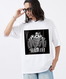 【SIDEWAYSTANCE】NERDVANAモノクロフォト半袖Tシャツ 70497