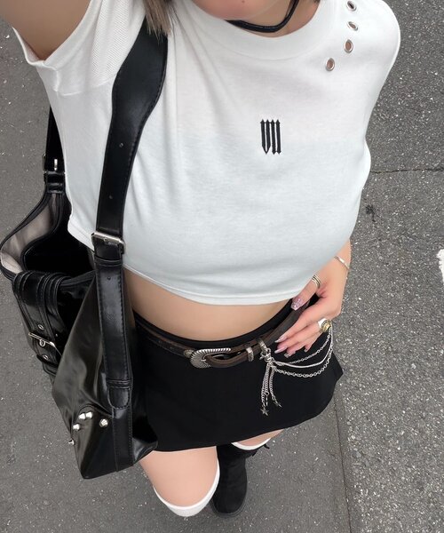 Mavie..7(メヴィセットゥ)の「【Mavie..7】刺繍アイレットTee(Tシャツ/カットソー・レディース・ブラック/オフホワイト・FREE)」の15枚目の写真