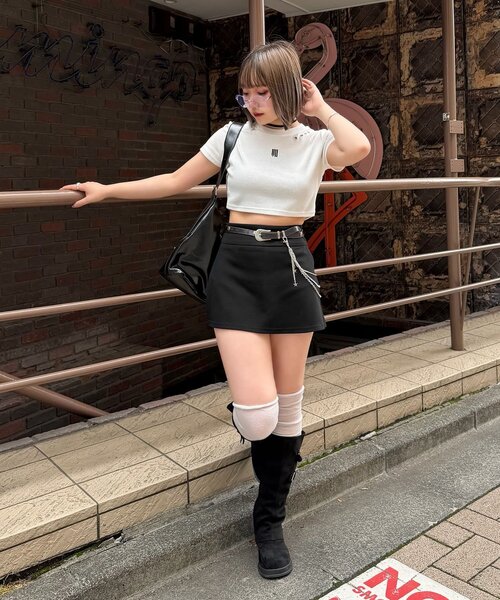Mavie..7(メヴィセットゥ)の「【Mavie..7】刺繍アイレットTee(Tシャツ/カットソー・レディース・ブラック/オフホワイト・FREE)」の16枚目の写真