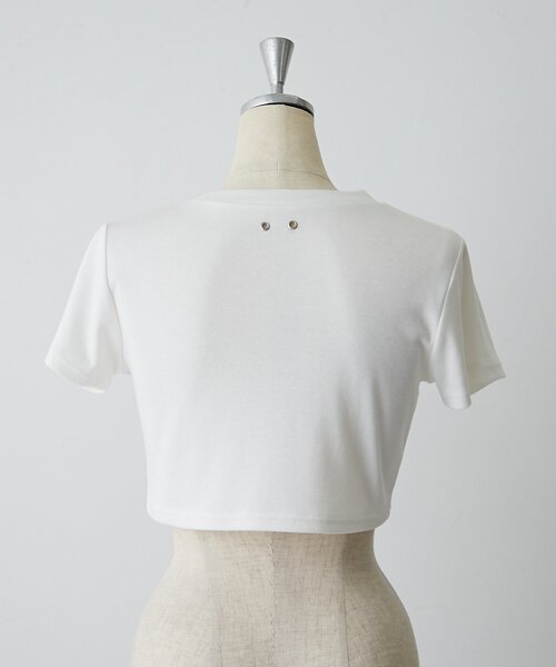Mavie..7(メヴィセットゥ)の「【Mavie..7】刺繍アイレットTee(Tシャツ/カットソー・レディース・ブラック/オフホワイト・FREE)」の8枚目の写真