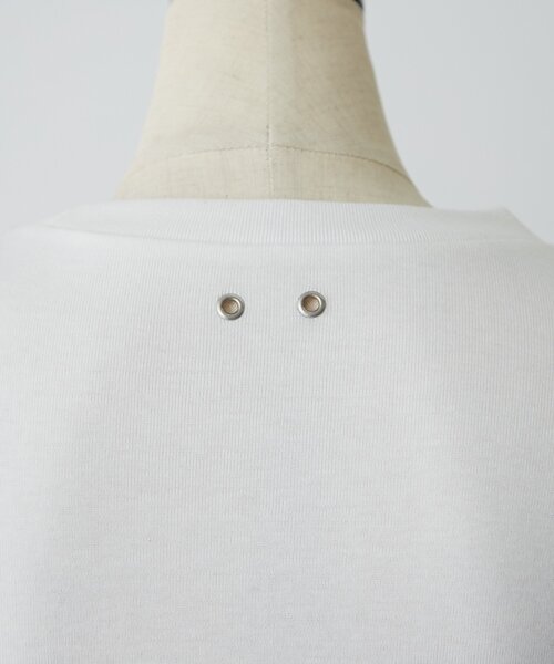 Mavie..7(メヴィセットゥ)の「【Mavie..7】刺繍アイレットTee(Tシャツ/カットソー・レディース・ブラック/オフホワイト・FREE)」の11枚目の写真