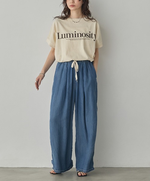 hunch(ハンチ)の「製品染め ピグメント ロゴTシャツ(Tシャツ/カットソー・レディース・チャコール/ライトベージュ/レッド・FREE)」の22枚目の写真