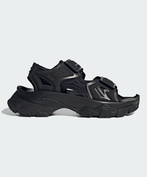adidas by Stella McCartney(アディダスバイステラマッカートニー)の「adidas by Stella McCartney Hika アウトドアサンダル / adidas by Stella McCartney Hika Outdoor Sandals / アディダス adidas(サンダル・レディース・ブラック・22.5cm/23.5cm/24.5cm/25.5cm/26.5cm/27.5cm)」の1枚目の写真
