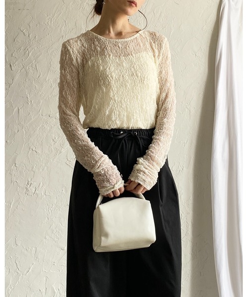 She's Closet(シーズクローゼット)の「長袖クルーネック透かし編みストレッチレースシアートップス(Tシャツ/カットソー・レディース・ブラック/ホワイト/ブラウン/アイボリー・FREE)」の16枚目の写真