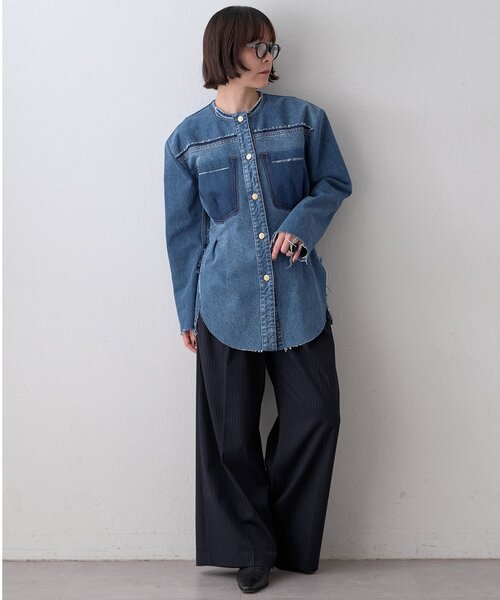 Whim Gazette（ウィムガゼット）の「【LITKOVSKA】別注FITTED DENIM JACKET（デニムジャケット・レディース・ブルー・34）」の2枚目の写真
