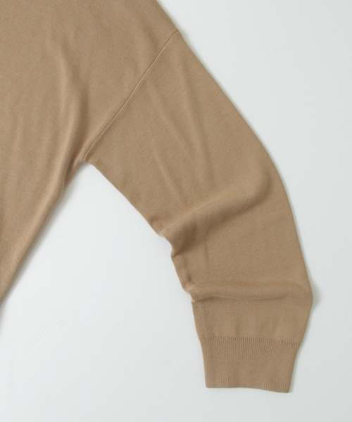 URBAN RESEARCH（アーバンリサーチ）の「UR 総針プチハイネックニットプルオーバー（ニット/セーター・レディース・オフホワイト/ブラック/ネイビー/ベージュ・FREE）」の9枚目の写真