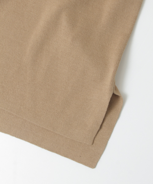 URBAN RESEARCH（アーバンリサーチ）の「UR 総針プチハイネックニットプルオーバー（ニット/セーター・レディース・オフホワイト/ブラック/ネイビー/ベージュ・FREE）」の10枚目の写真