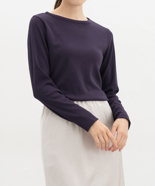 Honeys(ハニーズ)の「テレコボートネックT(Tシャツ/カットソー・レディース・パープル/ブラック/キャメル/スミクロ/オフホワイト/ピンク・L/LL/M/S)」の4枚目の写真