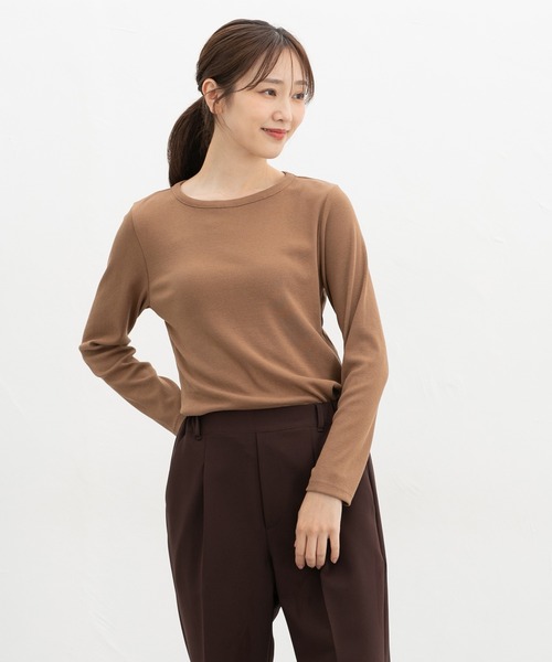 Honeys(ハニーズ)の「テレコボートネックT(Tシャツ/カットソー・レディース・パープル/ブラック/キャメル/スミクロ/オフホワイト/ピンク・L/LL/M/S)」の17枚目の写真