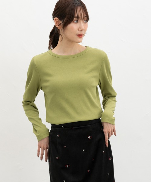 Honeys(ハニーズ)の「テレコボートネックT(Tシャツ/カットソー・レディース・パープル/ブラック/キャメル/スミクロ/オフホワイト/ピンク・L/LL/M/S)」の20枚目の写真