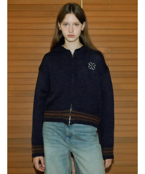 VLETI（ブレッティ）の「Logo Two-way zip up Cardigan (Navy)（カーディガン/ボレロ・レディース・ネイビー・FREE）」の2枚目の写真