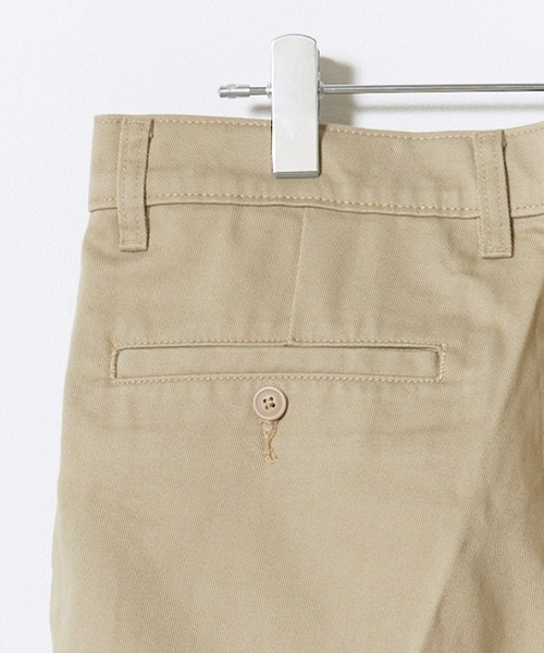 Levi's（リーバイス）の「LEVI'S/リーバイス LOOSE PLEATED WORK CHINOS ルーズ プリーツド ワーク チノ タック入り ワークパンツ チノパンツ メンズ レディース 2026年 秋 秋服 冬 冬服（チノパンツ・メンズ・ベージュ・W30xL30/W32xL30/W34xL30/W36xL30）」の4枚目の写真