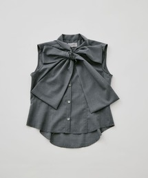 tied sleeve-less shirt