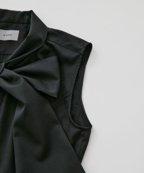 CONZ（コンズ）の「tied sleeve-less shirt（シャツ/ブラウス・レディース・ライトグレー/ストライプ/ブラック・1/2）」の7枚目の写真