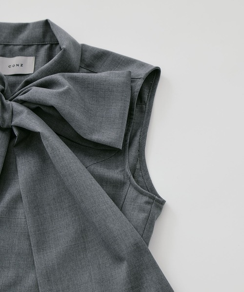 CONZ（コンズ）の「tied sleeve-less shirt（シャツ/ブラウス・レディース・ライトグレー/ストライプ/ブラック・1/2）」の11枚目の写真