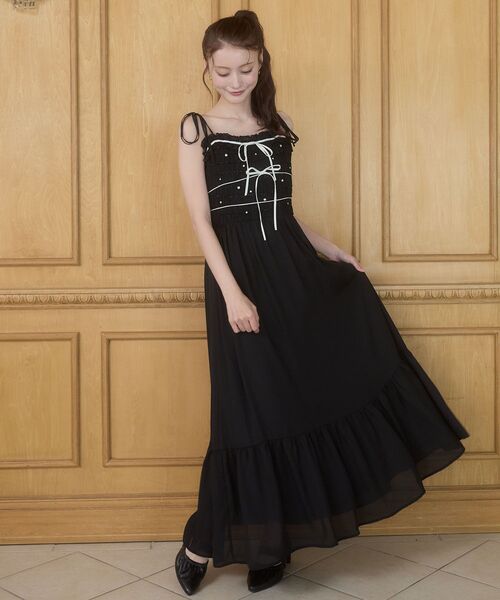 MAJESTIC LEGON(マジェスティックレゴン)の「バイカラービジューキャミワンピース(ワンピース・レディース・ブラック/アイボリー・MEDIUM/SMALL)」の8枚目の写真