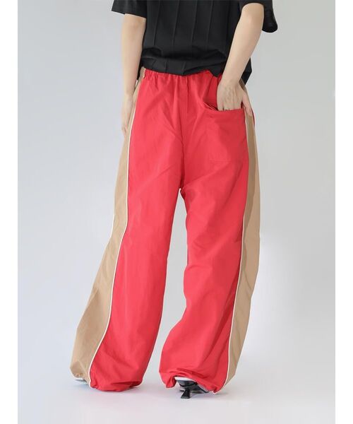 :ETHROF(イーサオブ)の「BICOLOR WIDE CARGO PANTS(カーゴパンツ・レディース・ブラック/ブルー/レッド・MEDIUM)」の20枚目の写真