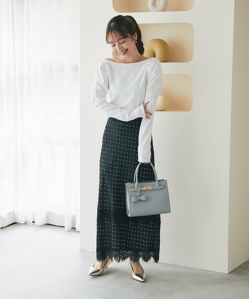 La boutique BonBon(ラブティックボンボン)の「ギャザーニュアンスカットソー(Tシャツ/カットソー・レディース・オフホワイト/ブラウン・FREE)」の6枚目の写真