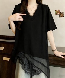 アシンメトリー裾レースTシャツ