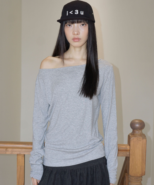 UGLY SHADOW(アグリーシャドウ)の「ボートベーシックTシャツ(グレー)(Tシャツ/カットソー・レディース・その他・FREE)」の1枚目の写真