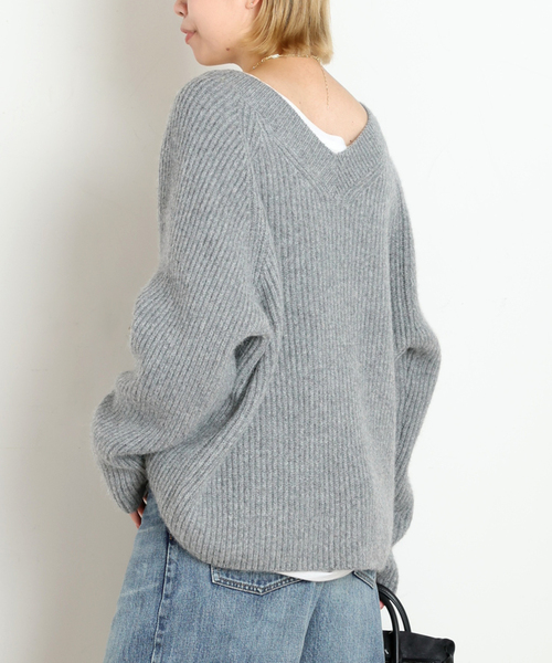 AP STUDIO(エーピーストゥディオ)の「【LIBERADD/リベラド】V-NECK KNIT(ニット/セーター・レディース・アイボリー/ベージュ/チャコールグレー・FREE)」の10枚目の写真