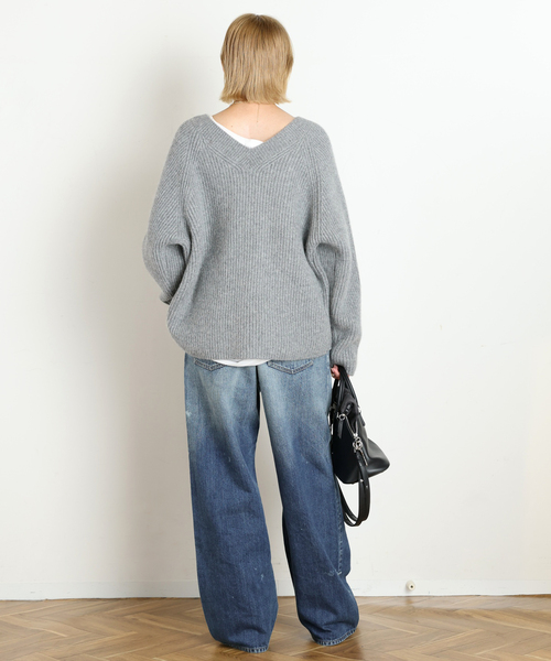 AP STUDIO(エーピーストゥディオ)の「【LIBERADD/リベラド】V-NECK KNIT(ニット/セーター・レディース・アイボリー/ベージュ/チャコールグレー・FREE)」の14枚目の写真