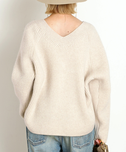 AP STUDIO(エーピーストゥディオ)の「【LIBERADD/リベラド】V-NECK KNIT(ニット/セーター・レディース・アイボリー/ベージュ/チャコールグレー・FREE)」の17枚目の写真