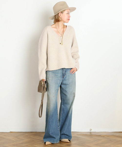 AP STUDIO(エーピーストゥディオ)の「【LIBERADD/リベラド】V-NECK KNIT(ニット/セーター・レディース・アイボリー/ベージュ/チャコールグレー・FREE)」の18枚目の写真