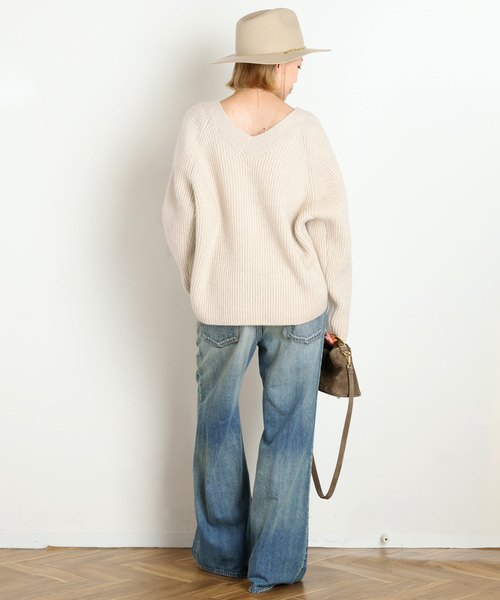 AP STUDIO(エーピーストゥディオ)の「【LIBERADD/リベラド】V-NECK KNIT(ニット/セーター・レディース・アイボリー/ベージュ/チャコールグレー・FREE)」の20枚目の写真