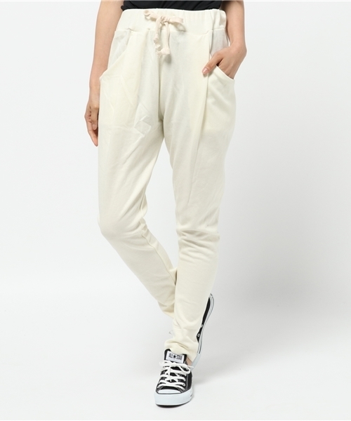 coca（coca）（コカ）の「大人のスウェットジョッパーズパンツ（その他パンツ・レディース・ネイビー/グレー/ブラック/ナチュラル/ベージュ/ダークブルー/オレンジ/オフホワイト/チャコールグレー/カーキ・L/M）」の2枚目の写真