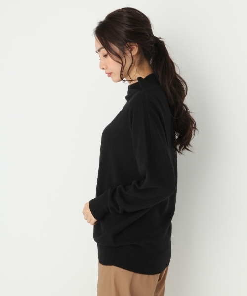 A part by（アパートバイ）の「12Gカシコンドルマンタートルネック　738597 （ニット/セーター・レディース・ブラック/キャメル/パープル/オフホワイト・FREE）」の12枚目の写真