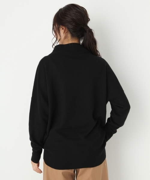 A part by（アパートバイ）の「12Gカシコンドルマンタートルネック　738597 （ニット/セーター・レディース・ブラック/キャメル/パープル/オフホワイト・FREE）」の13枚目の写真