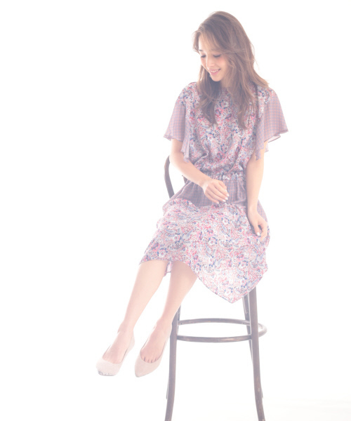 PICHE ABAHOUSE（ピシェ アバハウス）の「【不動の人気No.1】fluffy fitポインテッドラインパンプス（パンプス・レディース・ピンクゴールド/ブラック/ブルー/レッド/ベージュ/ブラック系その他/グレー・36/37/38/34/35/39/40）」の18枚目の写真