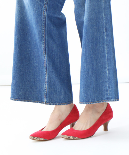 PICHE ABAHOUSE（ピシェ アバハウス）の「【不動の人気No.1】fluffy fitポインテッドラインパンプス（パンプス・レディース・ピンクゴールド/ブラック/ブルー/レッド/ベージュ/ブラック系その他/グレー・36/37/38/34/35/39/40）」の17枚目の写真