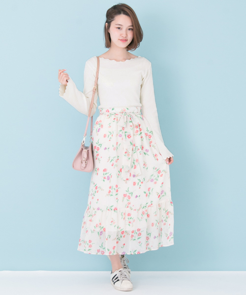 URBAN RESEARCH(アーバンリサーチ)の「UR スカラップニット(ニット/セーター・レディース・オフホワイト/ピンク/ブラック/その他1・FREE)」の7枚目の写真