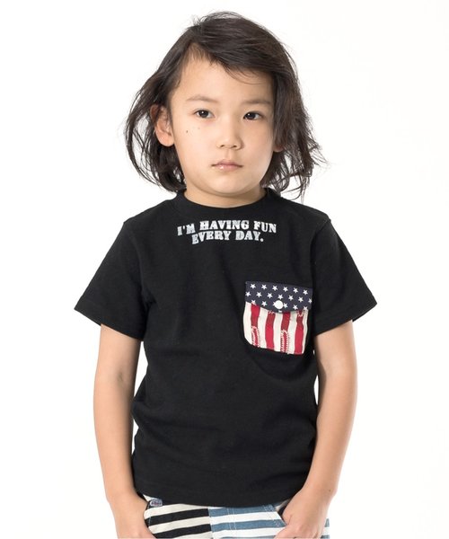 BREEZE（ブリーズ）の「アメリカポケットＴシャツ（Tシャツ/カットソー・キッズ・ブラック/グレー・100/120/95/90/110/130/80/140）」の2枚目の写真