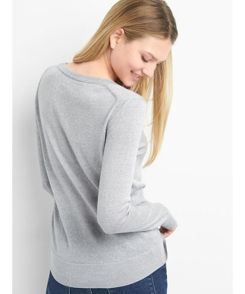 GAP（ギャップ）の「Gap メリノウール クルーネックプルオーバー（ニット/セーター・レディース・ライトグレー/モスグリーン/ブラック/パープル/ベージュ・S/M/XS/XXS/L）」の9枚目の写真