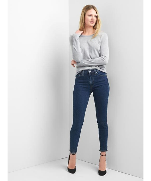 GAP（ギャップ）の「Gap メリノウール クルーネックプルオーバー（ニット/セーター・レディース・ライトグレー/モスグリーン/ブラック/パープル/ベージュ・S/M/XS/XXS/L）」の8枚目の写真