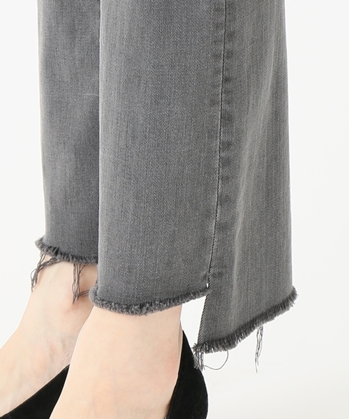 MOTHER DENIM（マザーデニム）の「MOTHER INSIDER CROP