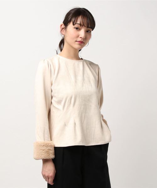 GeeRA（ジーラ）の「クリーミーフェイクスエード素材トップス（Tシャツ/カットソー・レディース・ベージュ/グレー/モカ・MEDIUM/LARGE）」の8枚目の写真