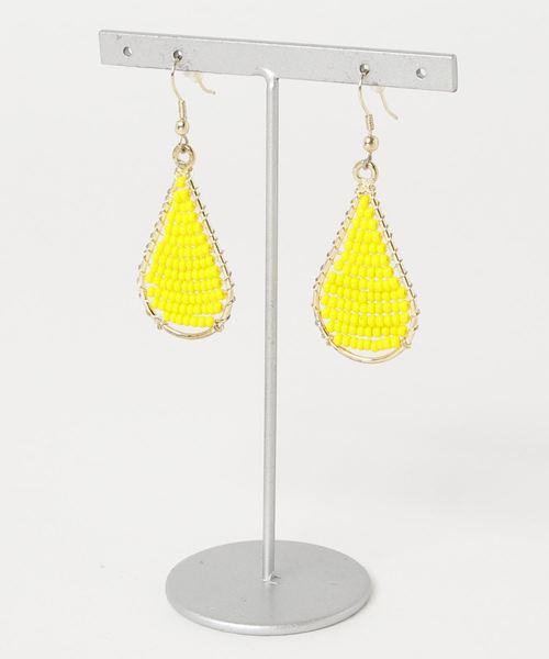 チャイハネ(チャイハネ)の「【チャイハネ】ビーズティアドロップピアス(ピアス(両耳用)・レディース・レッド/ブルー/イエロー/グリーン系その他・FREE)」の3枚目の写真