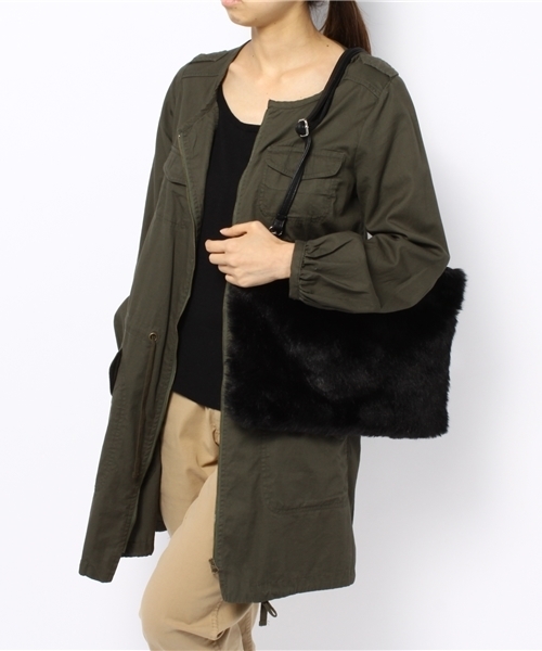 WEGO(ウィゴー)の「WEGO/ファークラッチバッグ(クラッチバッグ・レディース・ホワイト/ブラック/ブルー/キャメル・FREE)」の6枚目の写真