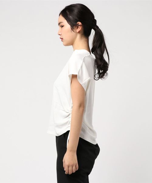 IGNIO(イグニオ)の「ジョーゼットスキッパーシャツ(Tシャツ/カットソー・レディース・ペールイエロー/ネイビー/オフホワイト・M/L/LL)」の5枚目の写真
