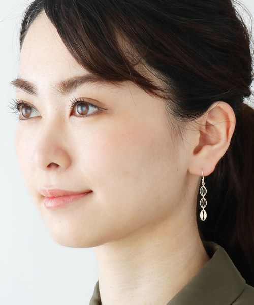 COCOSHNIK（ココシュニック）の「K10エクレアパーツ フックピアス（ピアス（両耳用）・レディース・ホワイト系その他7・00）」の5枚目の写真