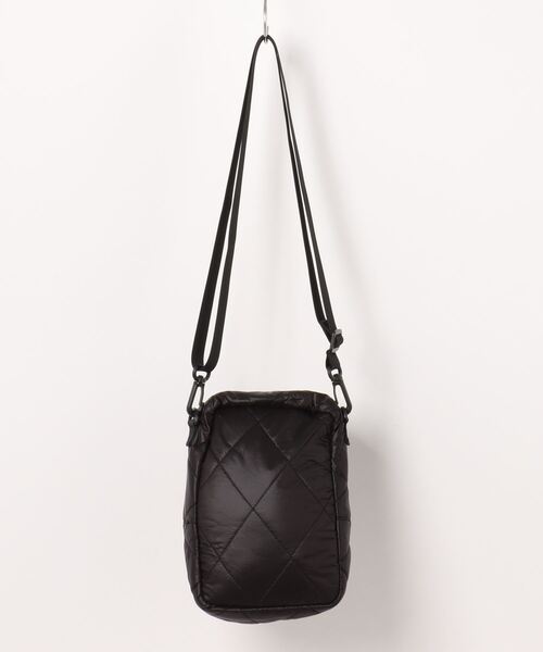 FILA（フィラ）の「FILA フィラ ブランド ロゴ パデット キルティング ショルダーベルト パラコードハンドル 2WAY ミニ ショルダーバッグ（ショルダーバッグ・レディース・ブラック/ネイビー/レッド/ブラック系/カーキ/アイボリー・FREE）」の22枚目の写真