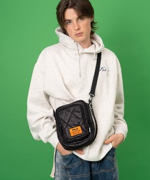 FILA フィラ ブランド ロゴ パデット キルティング ショルダーベルト パラコードハンドル 2WAY ミニ ショルダーバッグ