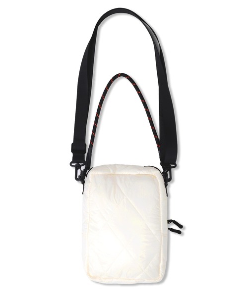 FILA（フィラ）の「FILA フィラ ブランド ロゴ パデット キルティング ショルダーベルト パラコードハンドル 2WAY ミニ ショルダーバッグ（ショルダーバッグ・レディース・ブラック/ネイビー/レッド/ブラック系/カーキ/アイボリー・FREE）」の8枚目の写真