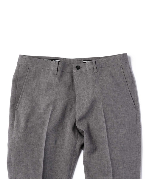 MEN'S BIGI（メンズビギ）の「【ウォッシャブル】ビジカジ兼用ポリストレッチパンツ（チノパンツ・メンズ・ホワイト/サックスブルー/チャコールグレー・00/01/02/03/04）」の18枚目の写真